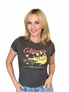 A353: California Graphic Tee - Black with Yellow & Pink Print